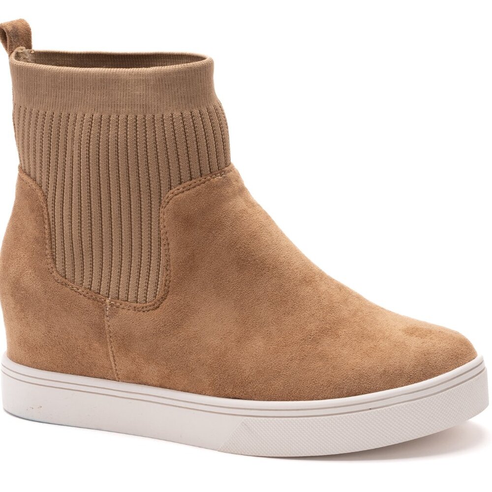 CORKYS SWEATER WEATHER CAMEL BOOTIE  NEW IN THE BOX!